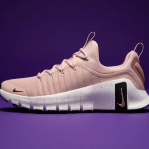 NIKE FREE METCON 6  ROSA